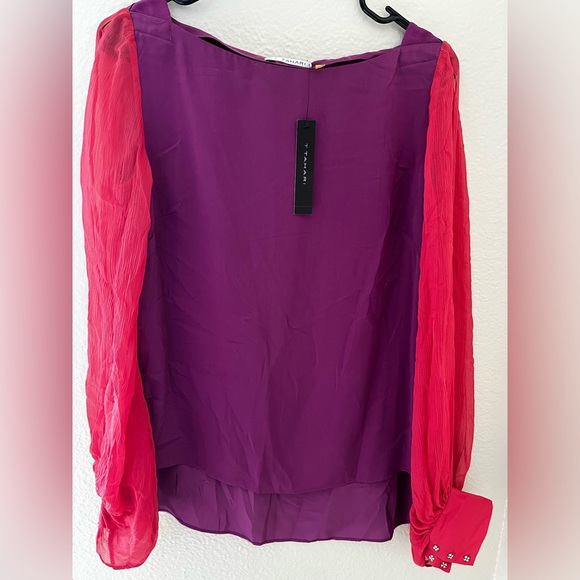 NWT T Tahari Women’s long sleeve top/blouse Size Small - Picture 1 of 5